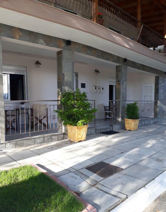 Elena Rooms-Apartments Asprovalta Exterior photo